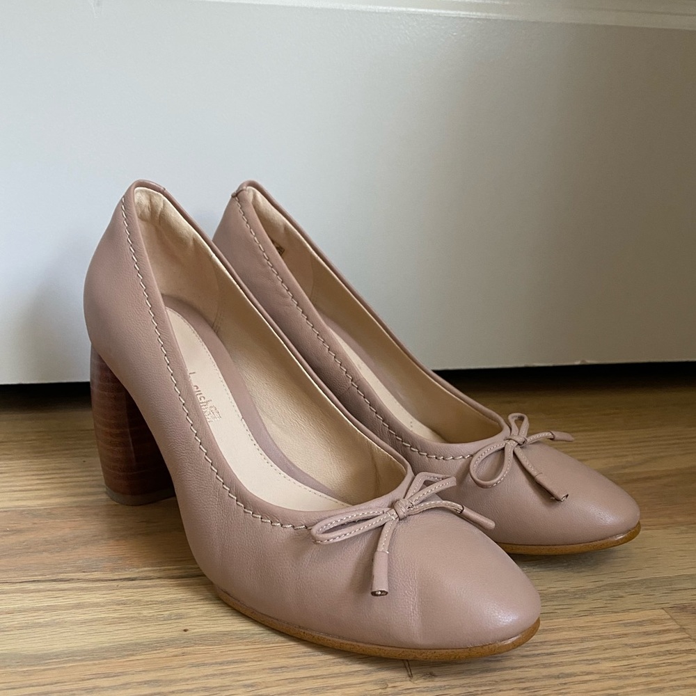 Clarks Leather Chunky Heel Ballerina Pumps